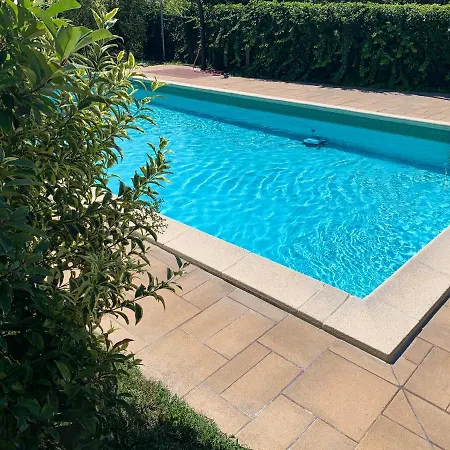 Charme And Relax With Garden And Swimming Pool Desenzano del Garda
