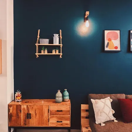 Charme And Relax With Garden And Swimming Pool Дезенцано-дель-Гарда