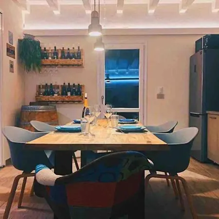 Charme And Relax With Garden And Swimming Pool Apartmán Desenzano del Garda
