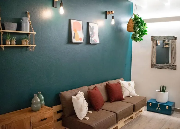 Апартаменты Charme And Relax With Garden And Swimming Pool