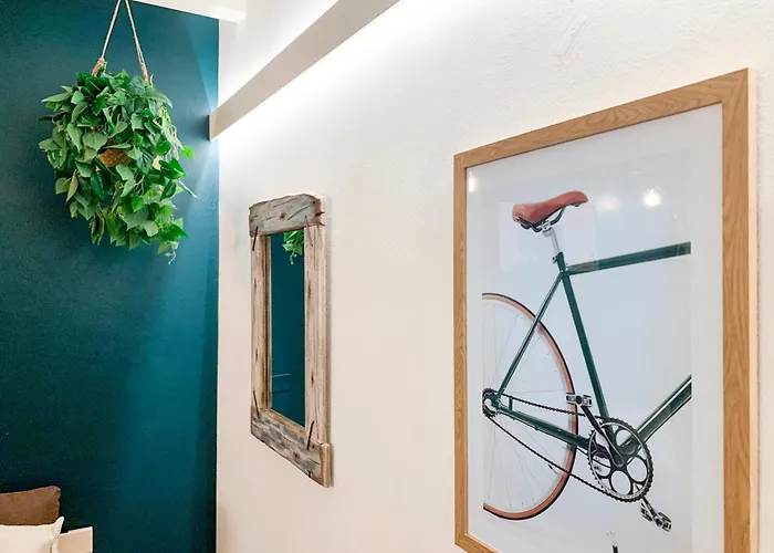 Charme And Relax With Garden And Swimming Pool Апартаменты *